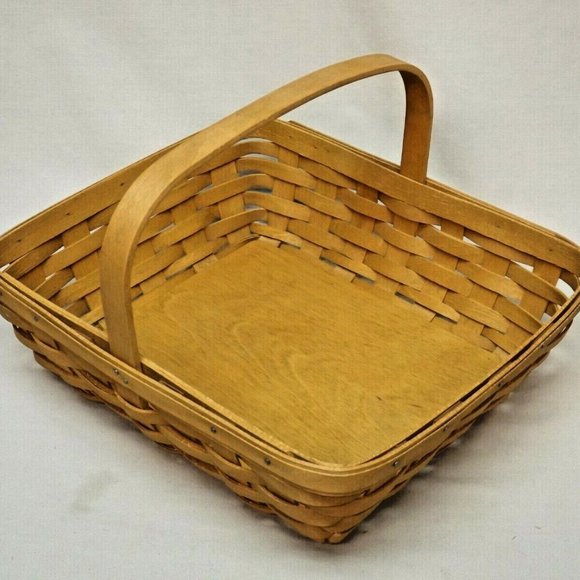 Longaberger 2005 Napkin Basket with Liner - Picture 10 of 14